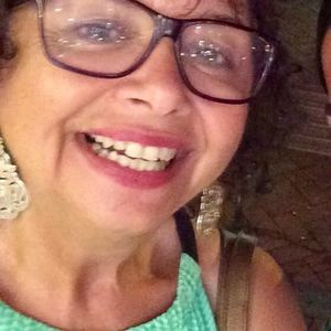 Meet your Posher, Angela